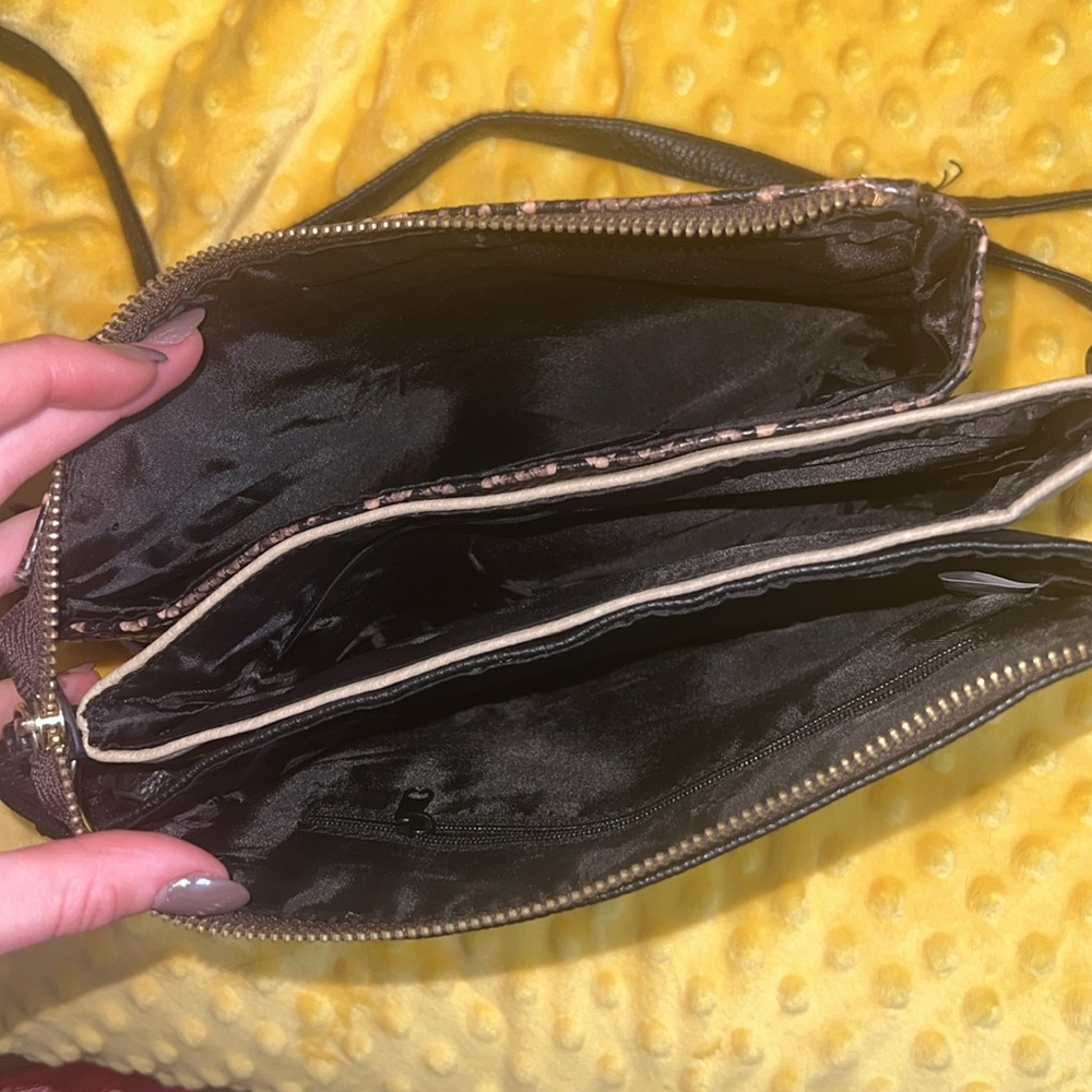 Purse - Picture 4 of 4